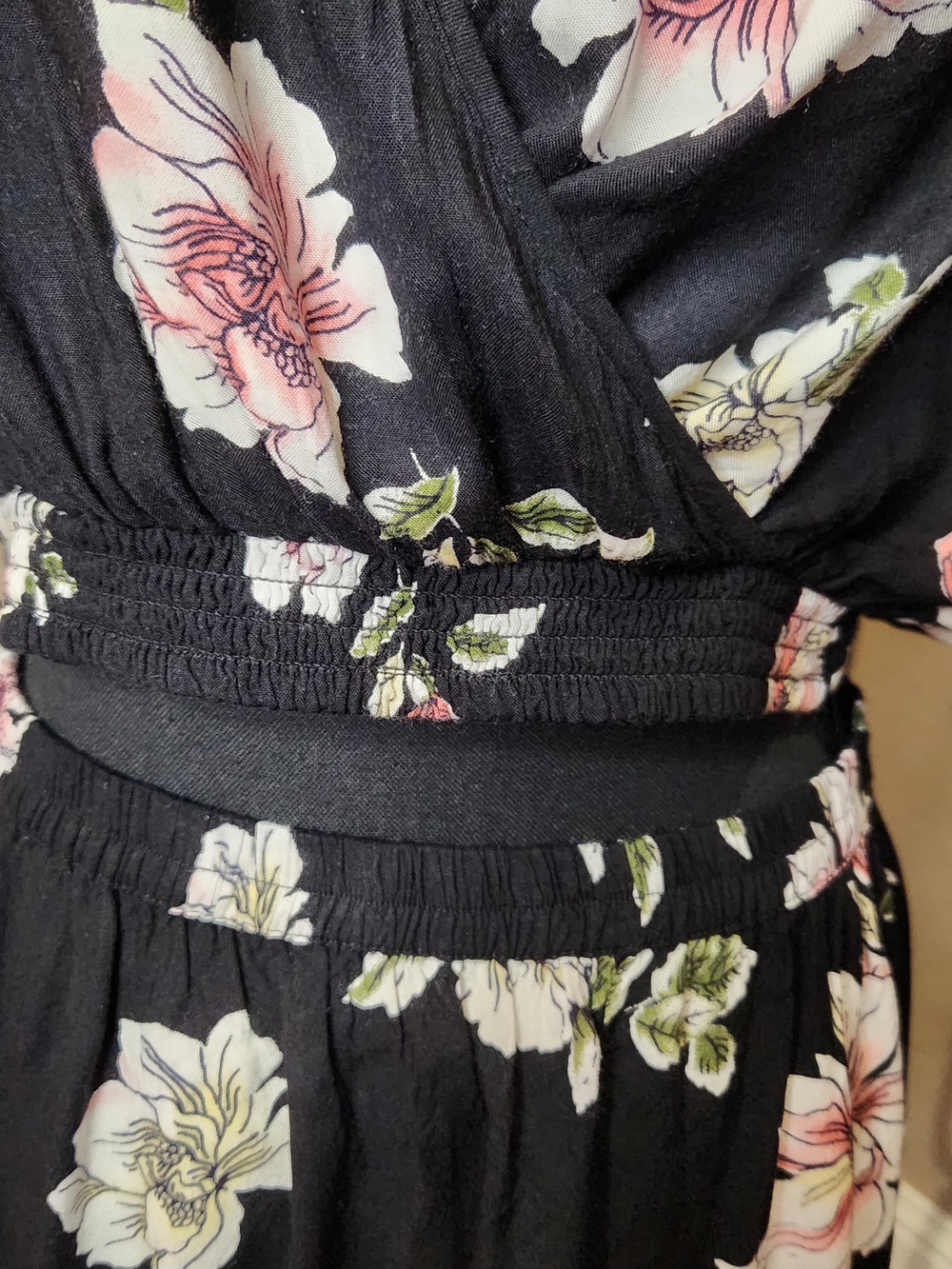 Band of Gypsies Hibiscus Black Floral 2 Piece Faux Wrap Skirt (L) w/crop Top (M) - Picture 4 of 11